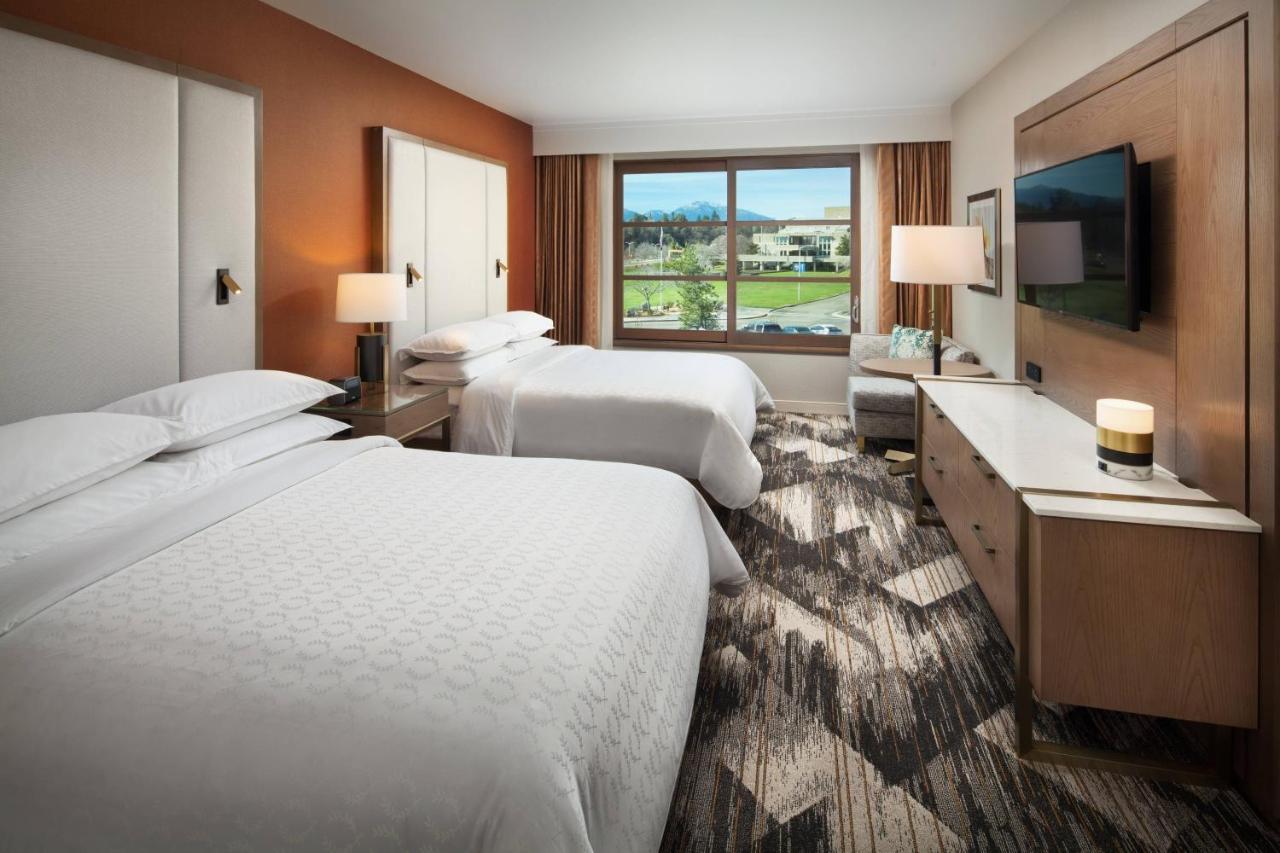 Sheraton At The Sundial Bridge Hotel
